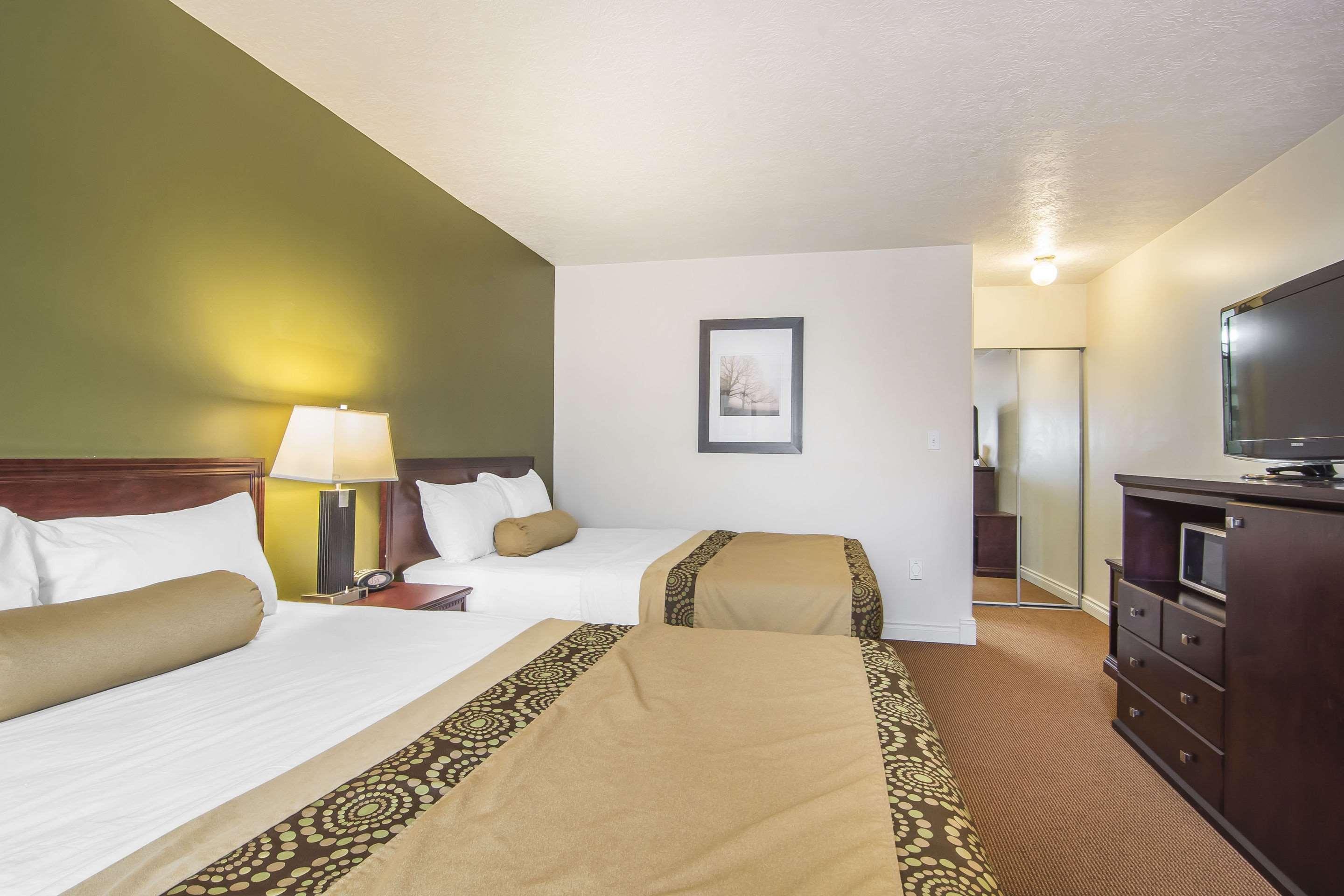 Econo Lodge Inn & Suites High Level Zewnętrze zdjęcie