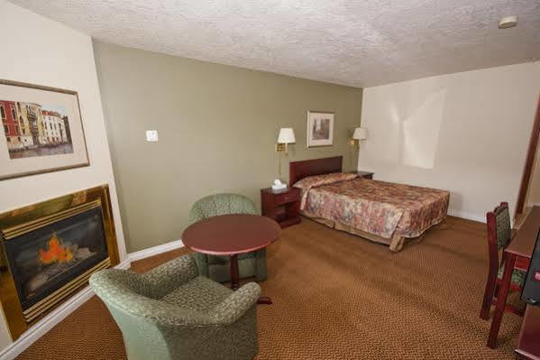 Econo Lodge Inn & Suites High Level Zewnętrze zdjęcie